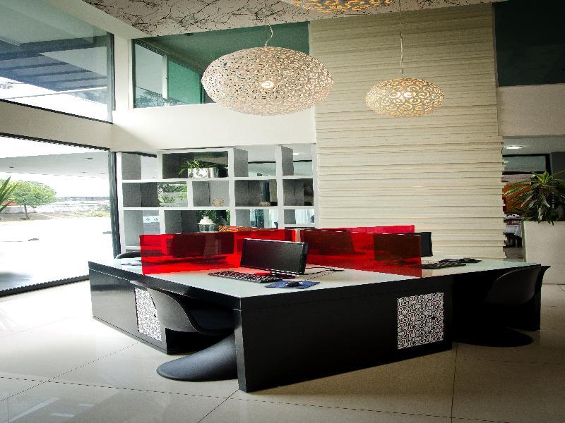 ספופן Hotel Portonovo Plaza Expo מראה חיצוני תמונה
