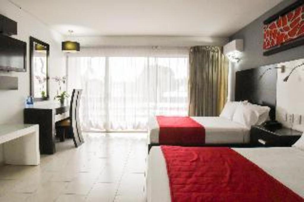 ספופן Hotel Portonovo Plaza Expo מראה חיצוני תמונה