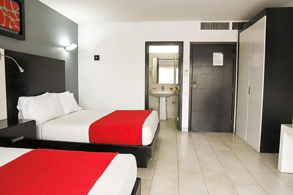 ספופן Hotel Portonovo Plaza Expo מראה חיצוני תמונה
