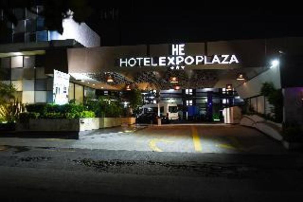 ספופן Hotel Portonovo Plaza Expo מראה חיצוני תמונה