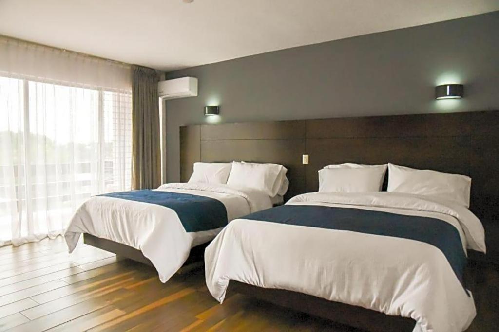 ספופן Hotel Portonovo Plaza Expo מראה חיצוני תמונה